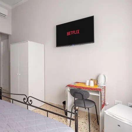 La Vecchia Πανσιόν Παλέρμο