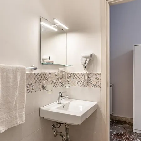 La Vecchia Guest house